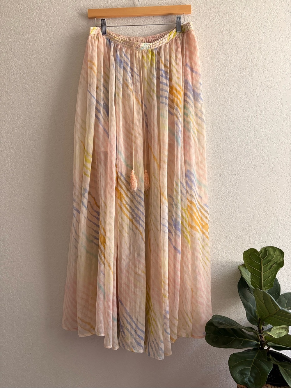 Free People True To You Maxi Skirt Ivory Pastel Size Medium Boho Beachy Coastal
